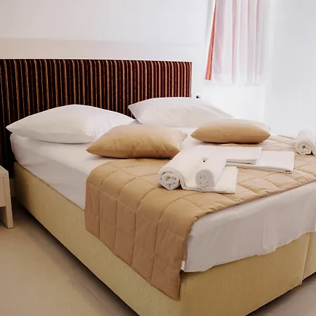 Apartman Palloma *